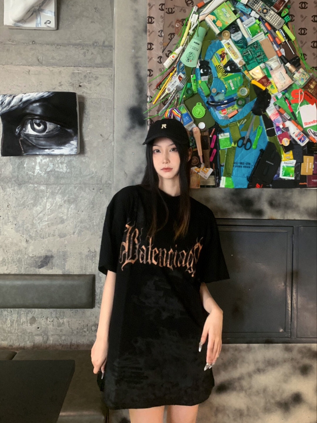 Ba*len*cia*ga gothic logo t-shirt