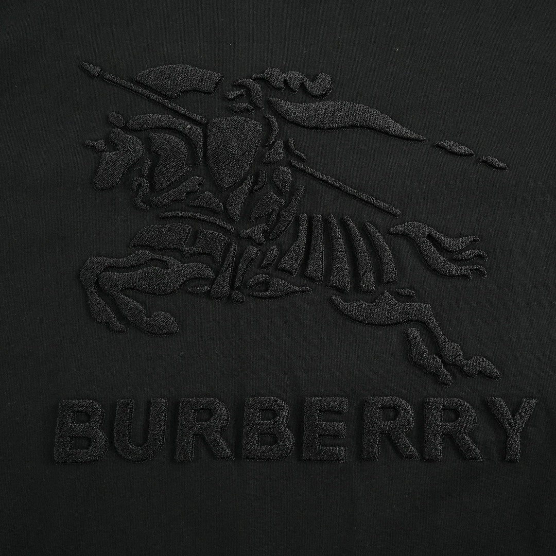 B**rry t-shirt - embroidered knight logo