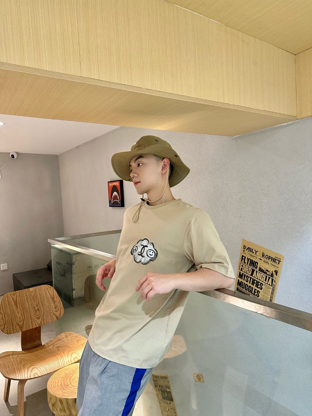 Ch*el cloud logo t-shirt in beige
