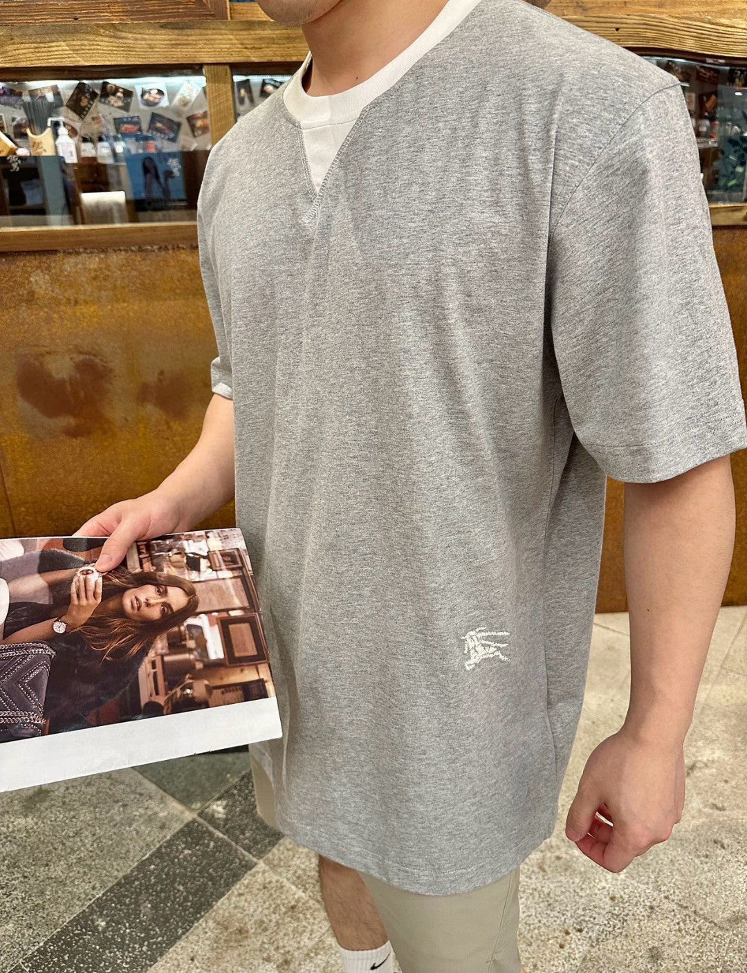 B**rry classic crewneck t-shirt (gray)