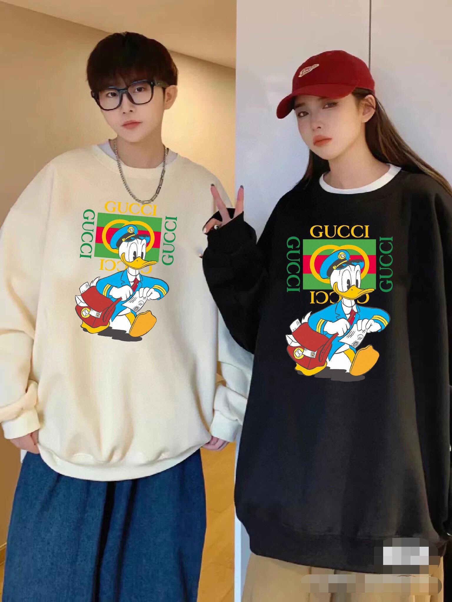 G*u*i donald duck sweatshirt - cream
