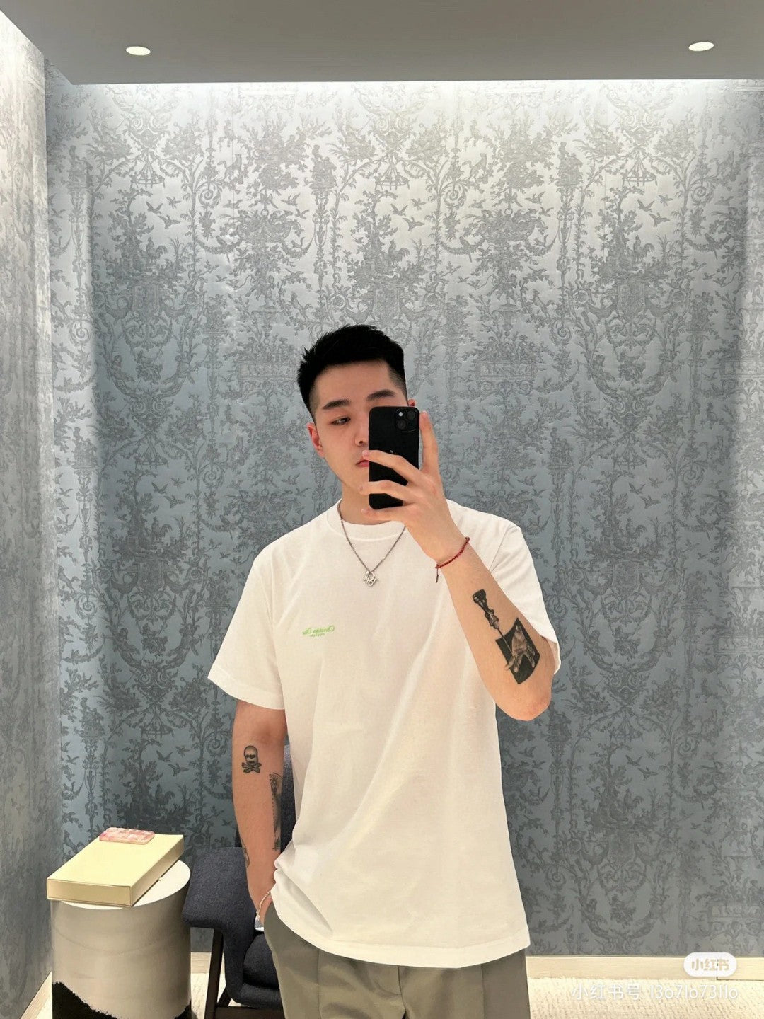 D*or ch**an D*or couture white t-shirt