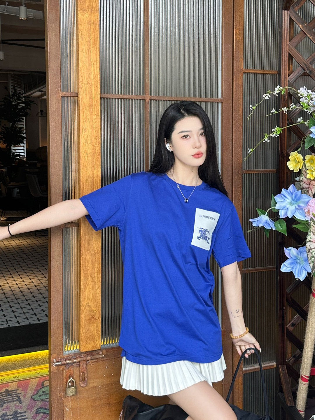B**rry embroidered patch t-shirt (blue)