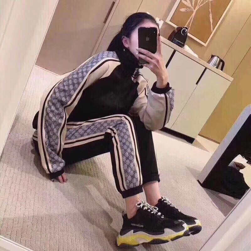 g*u*i gg S*p*e stripe track jacket - black