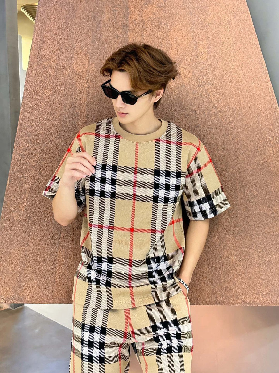 B**rry beige check t-shirt