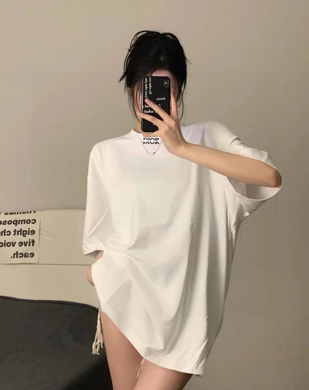 D*or minimalist white t-shirt