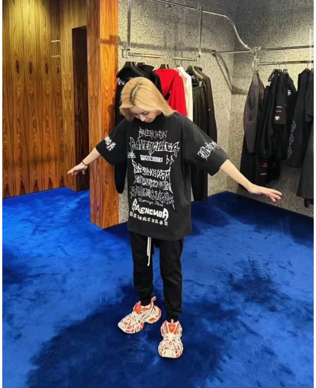 Ba*len*cia*ga multi-logo black t-shirt