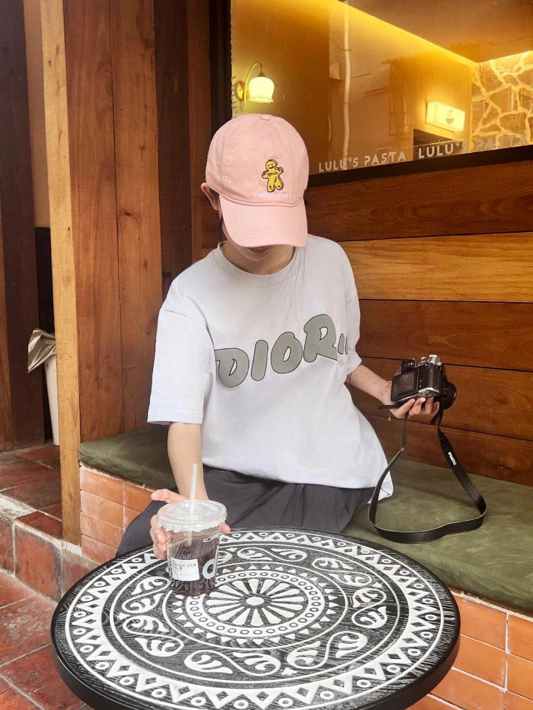 D*or oversized grey logo white t-shirt