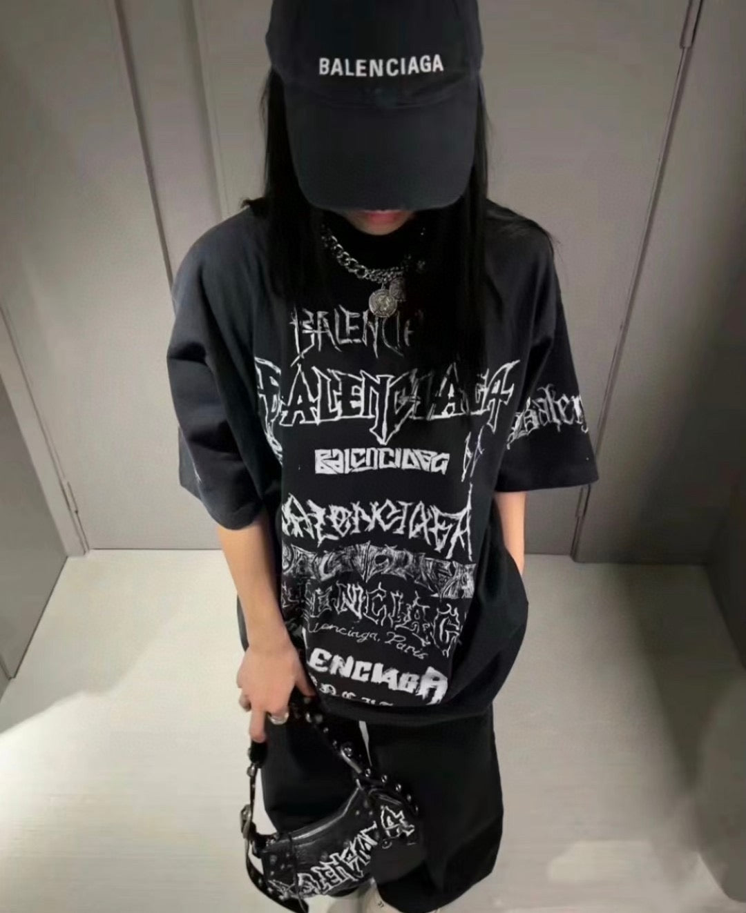 Ba*len*cia*ga multi-logo black t-shirt