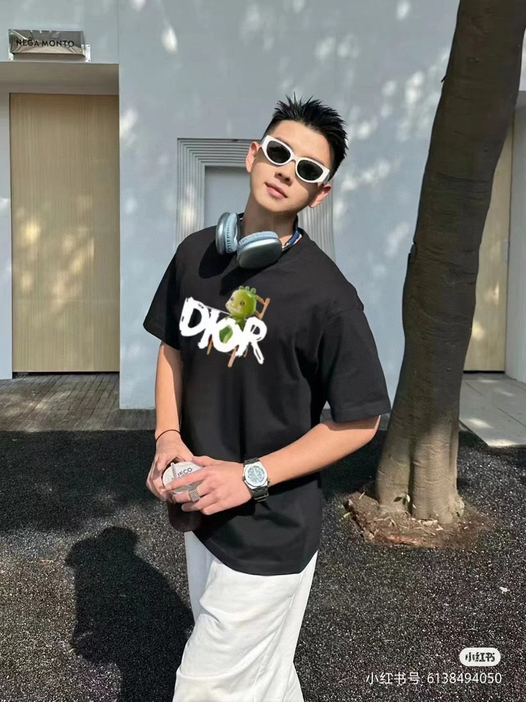 D*or green monster graphic black t-shirt