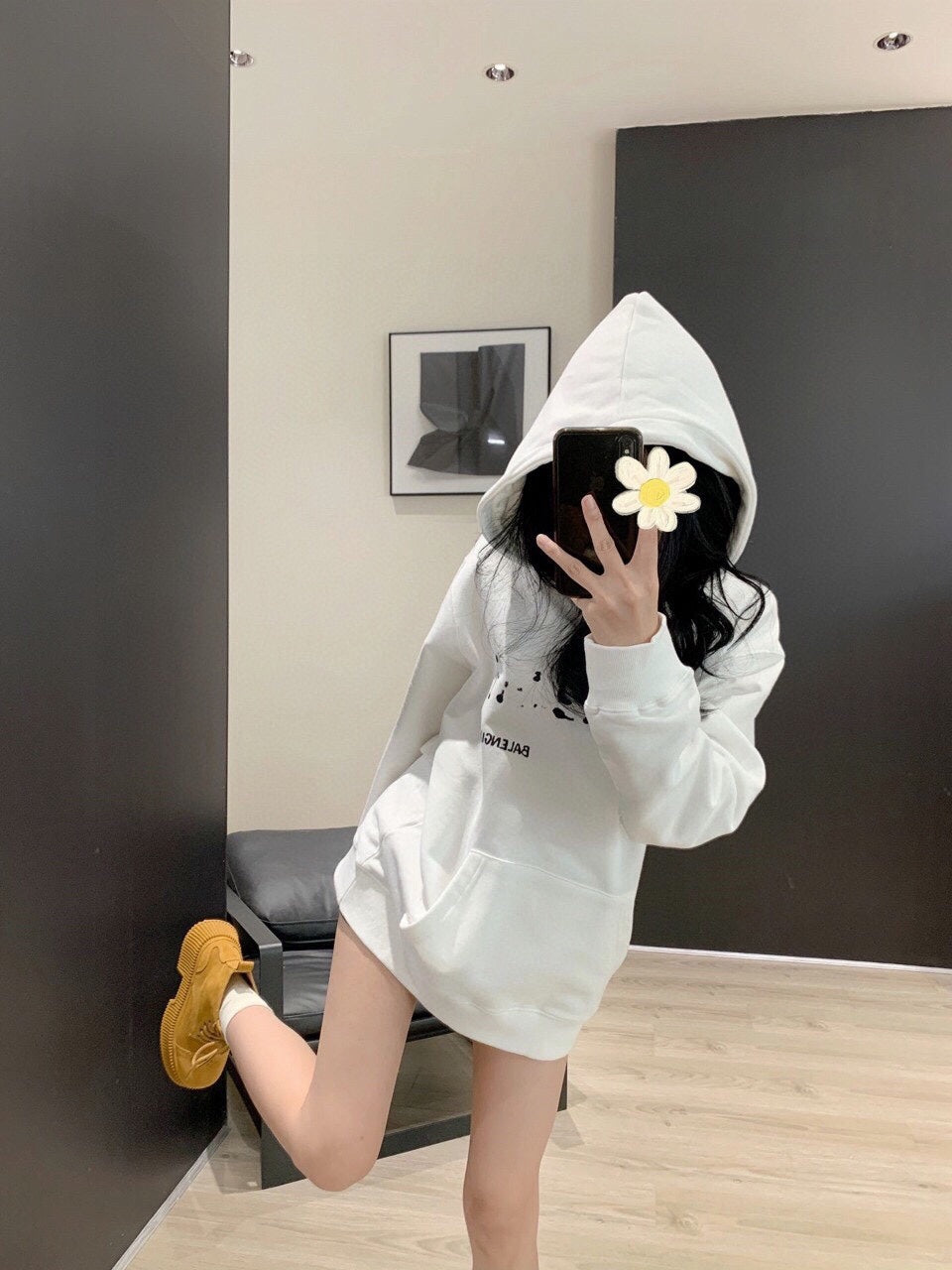 Ba*len*cia*ga white logo hoodie