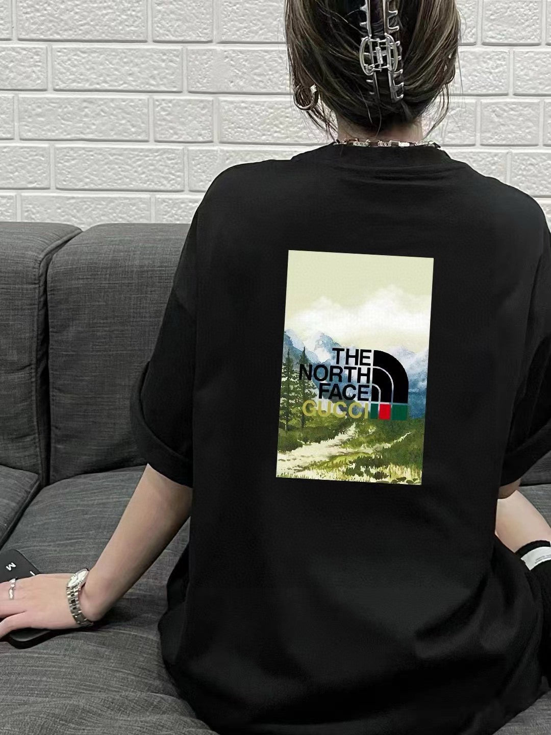the n0*h F**e x g*u*i nature print t-shirt (black)