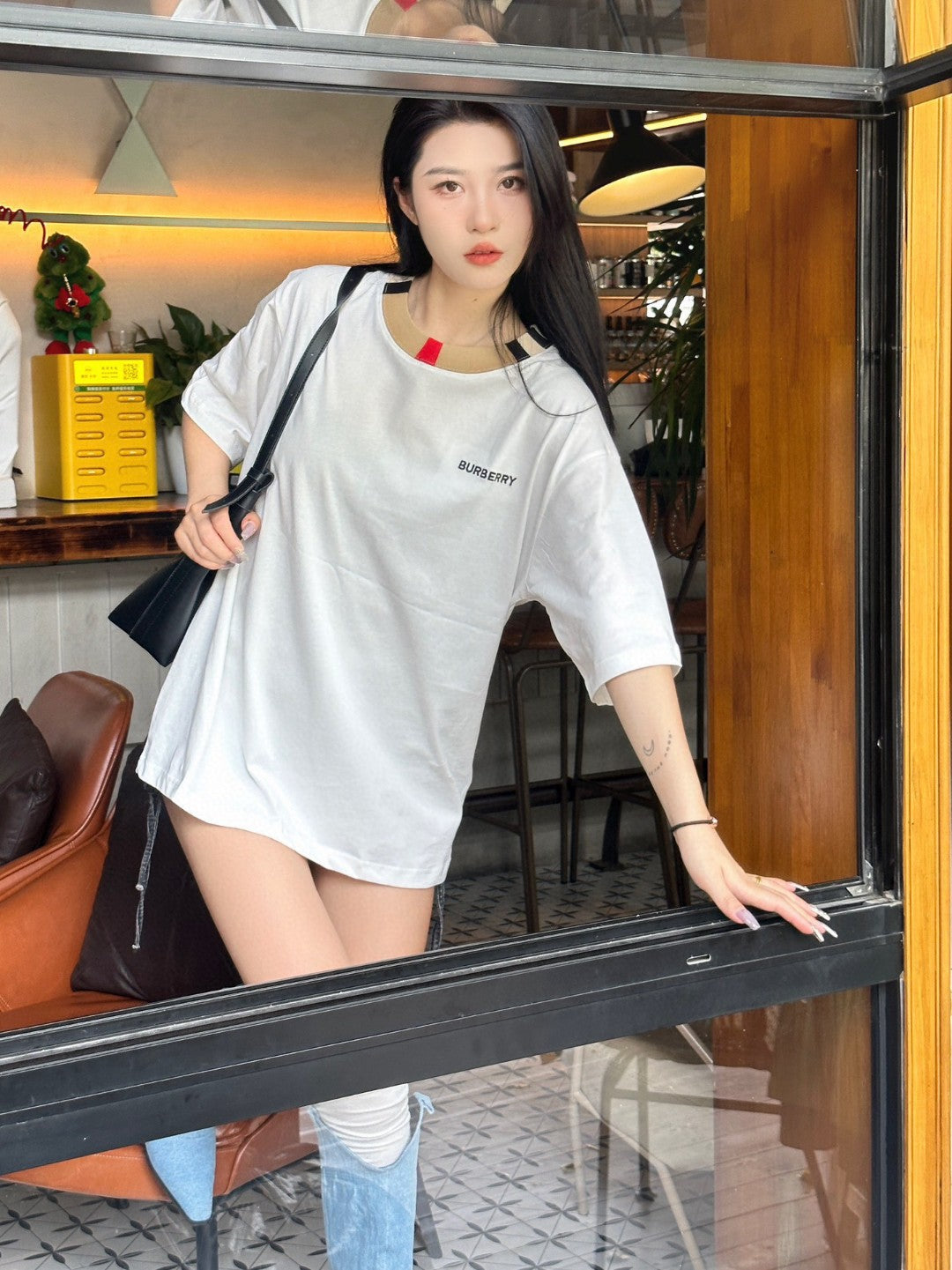 B**rry check collar t-shirt in white