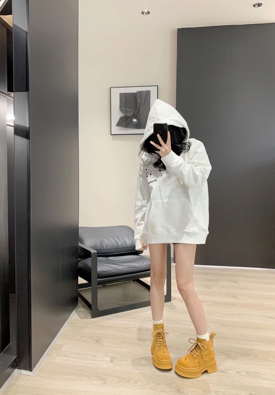 Ba*len*cia*ga white logo hoodie