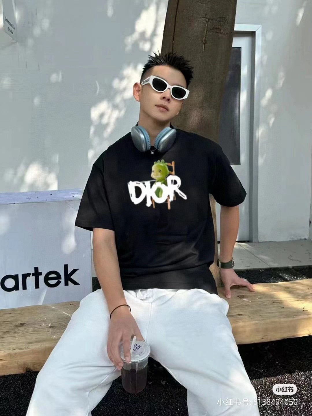 D*or green monster graphic black t-shirt