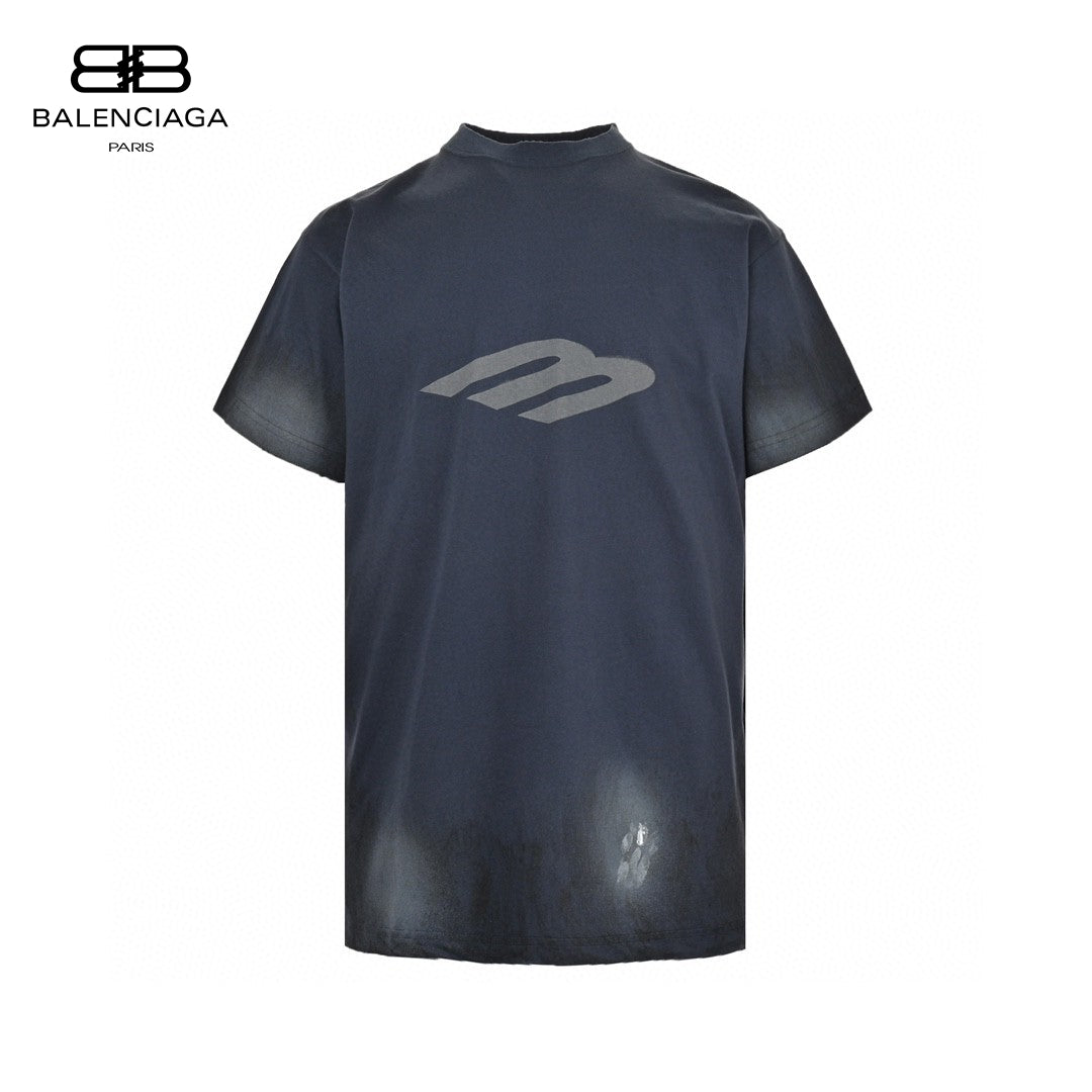 Ba*len*cia*ga distressed logo t-shirt