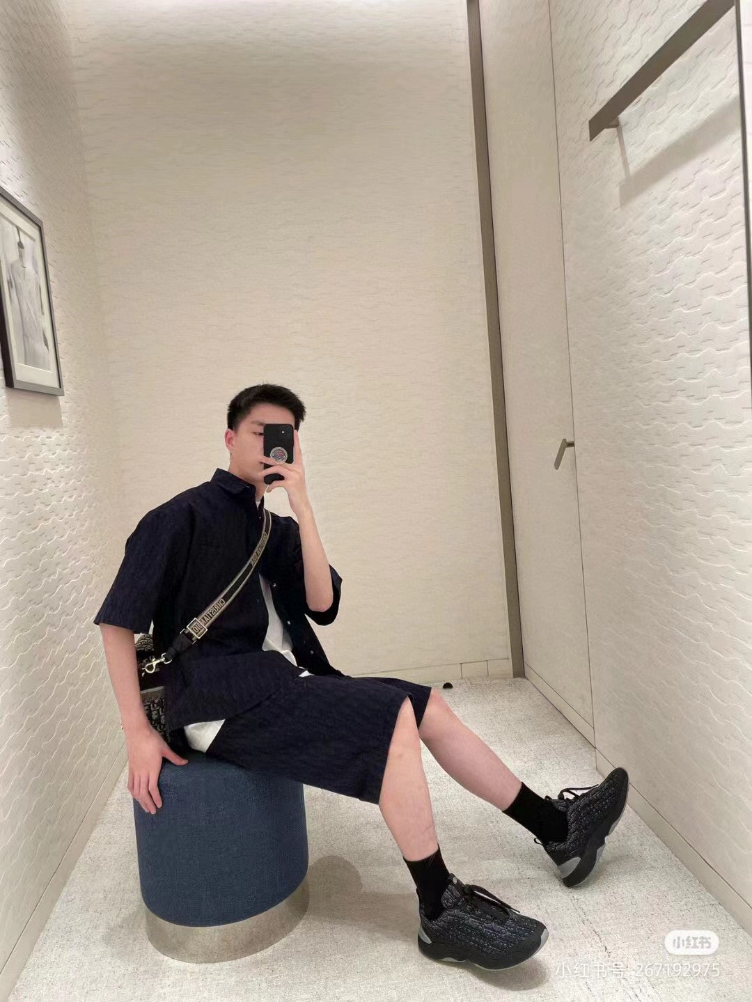 D*or black short-sleeve shirt