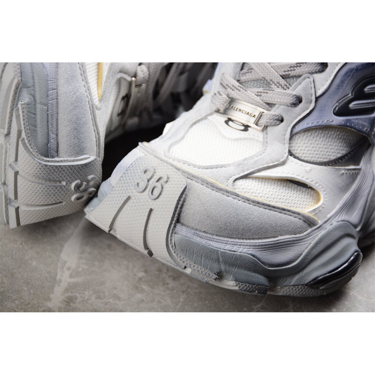 Ba*len*cia*ga cargo x all grey