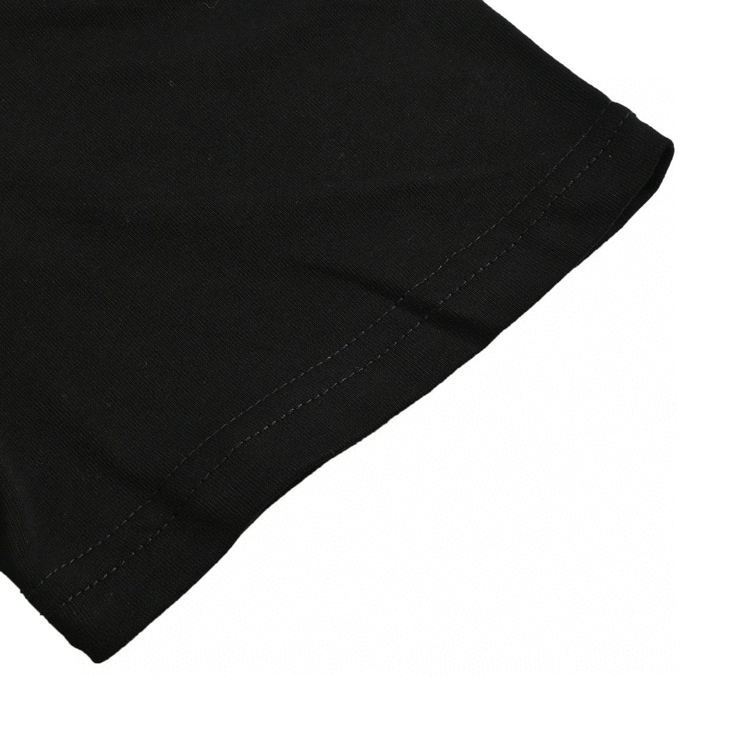G*u*i black t-shirt with dragon cartoon