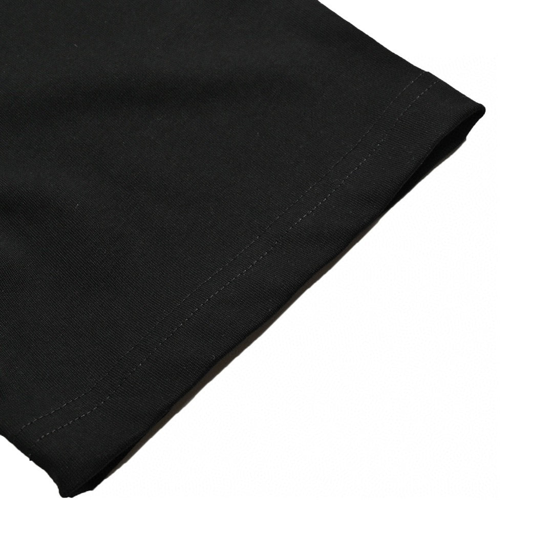 B**rry london england black graphic t-shirt