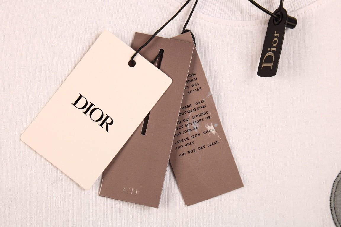 D*or t-shirt with floral cd logo