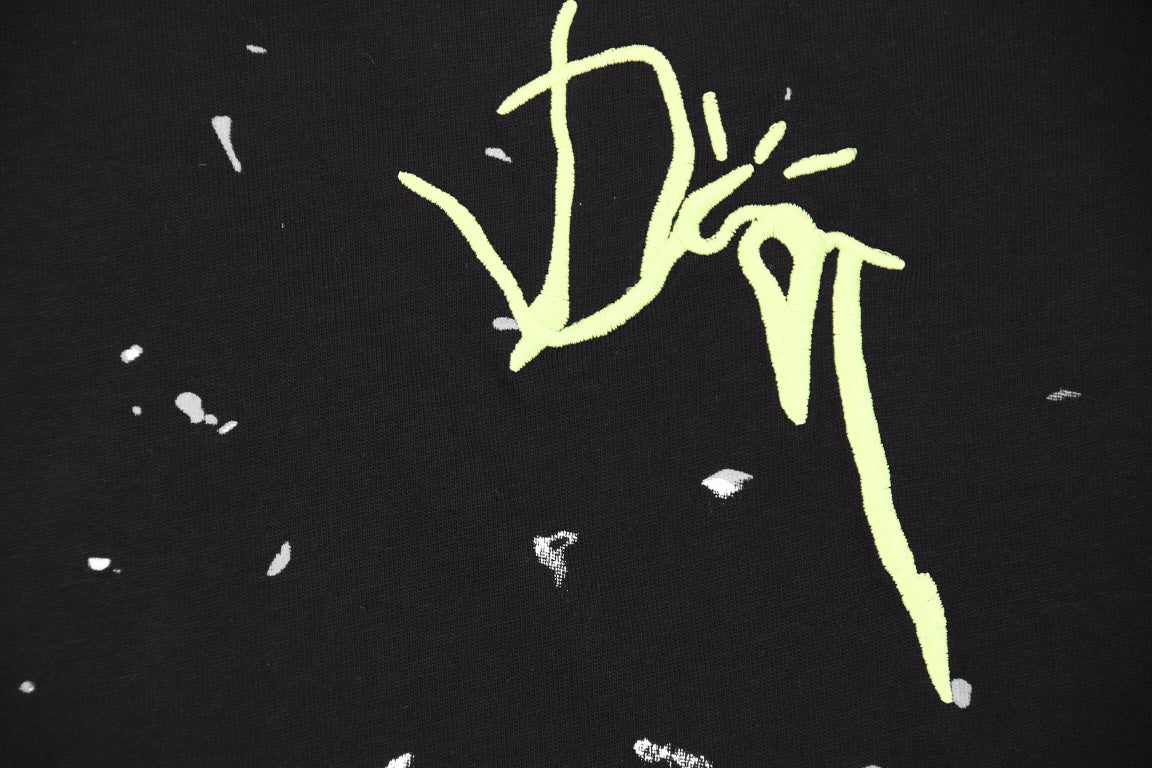 D*or t-shirt with neon logo