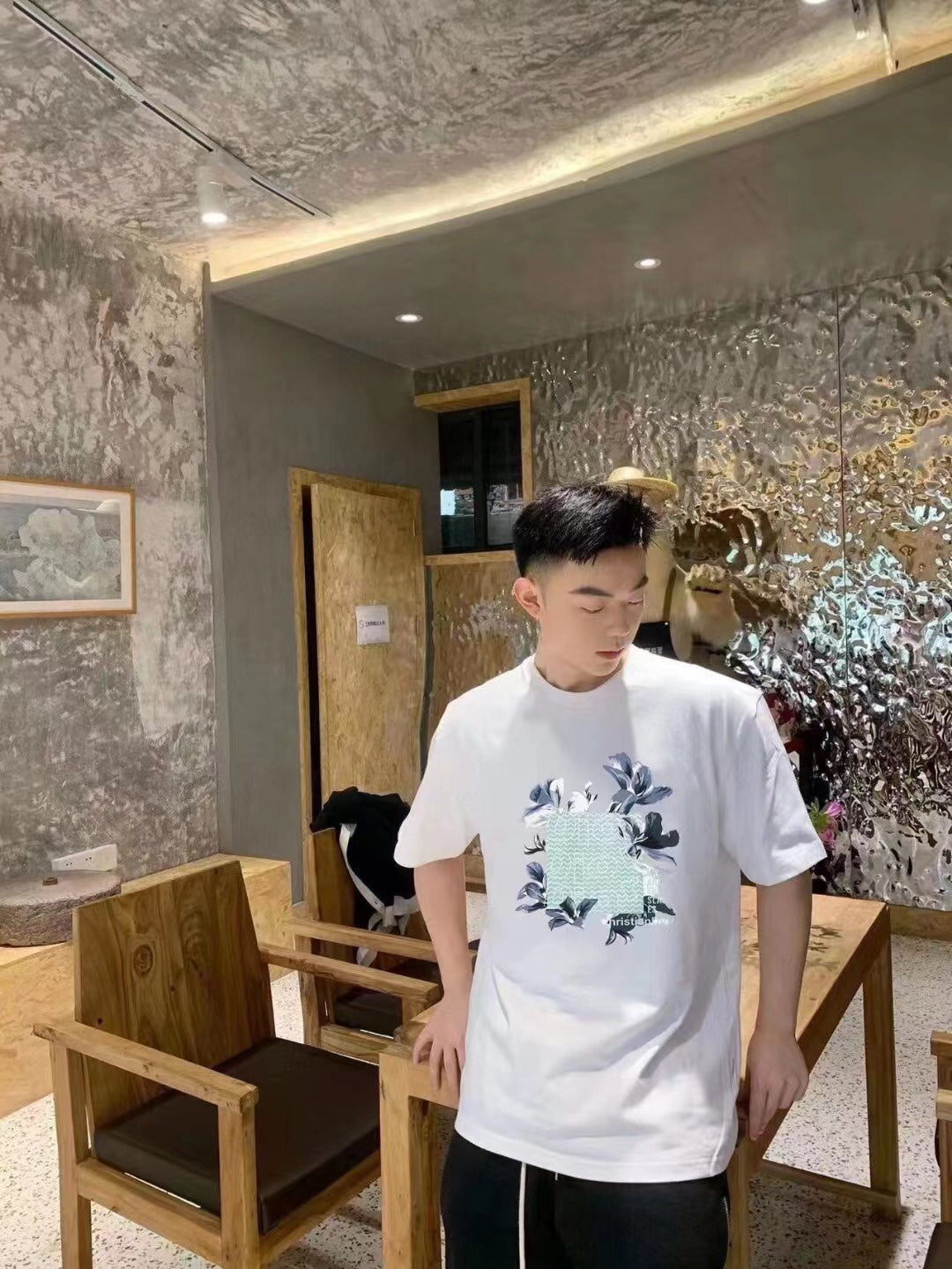 D*or t-shirt with floral graphic design