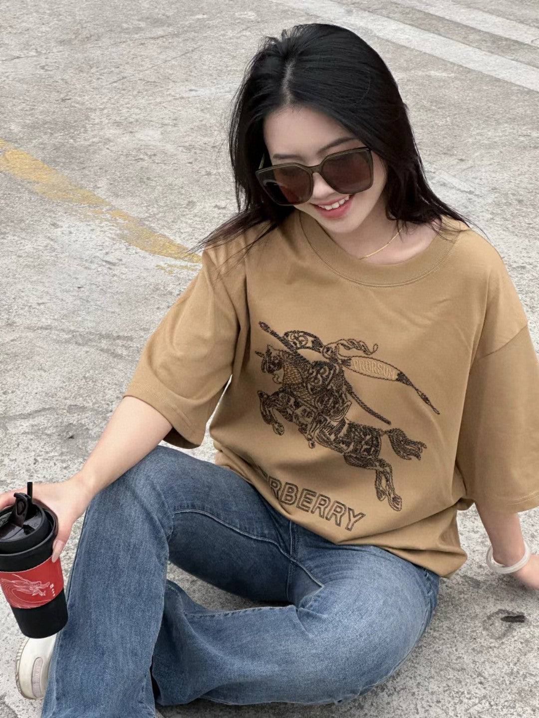 B**rry t-shirt - knight graphic