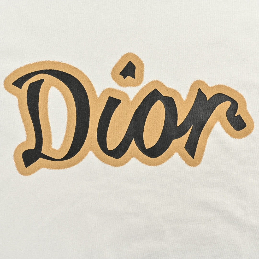 D*or white and brown t-shirt