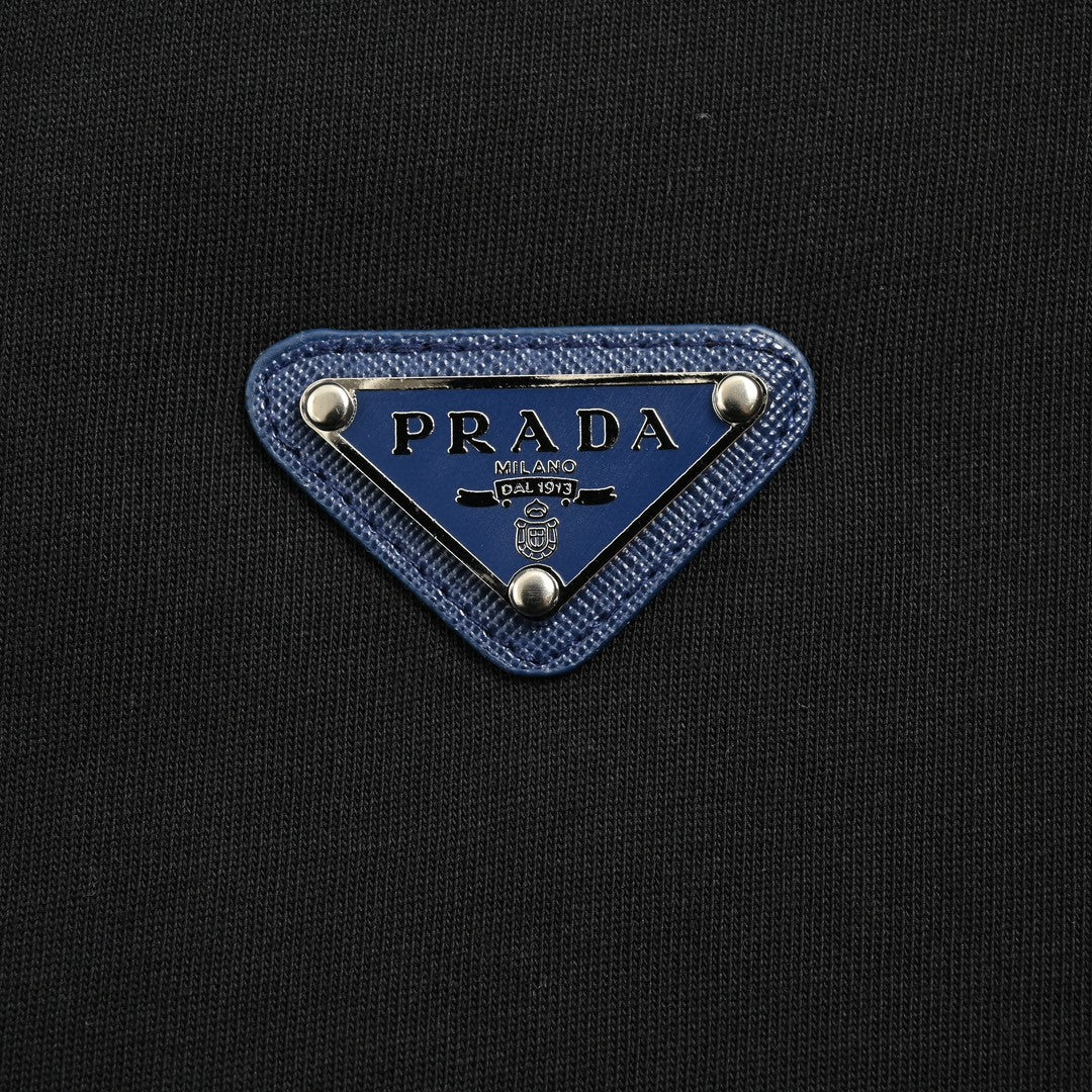 Pra*a triangle logo t-shirt