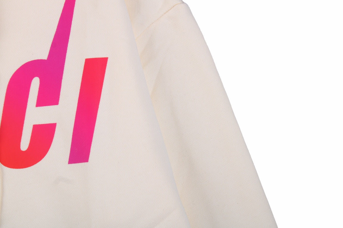G*u*i rainbow logo hoodie - cream