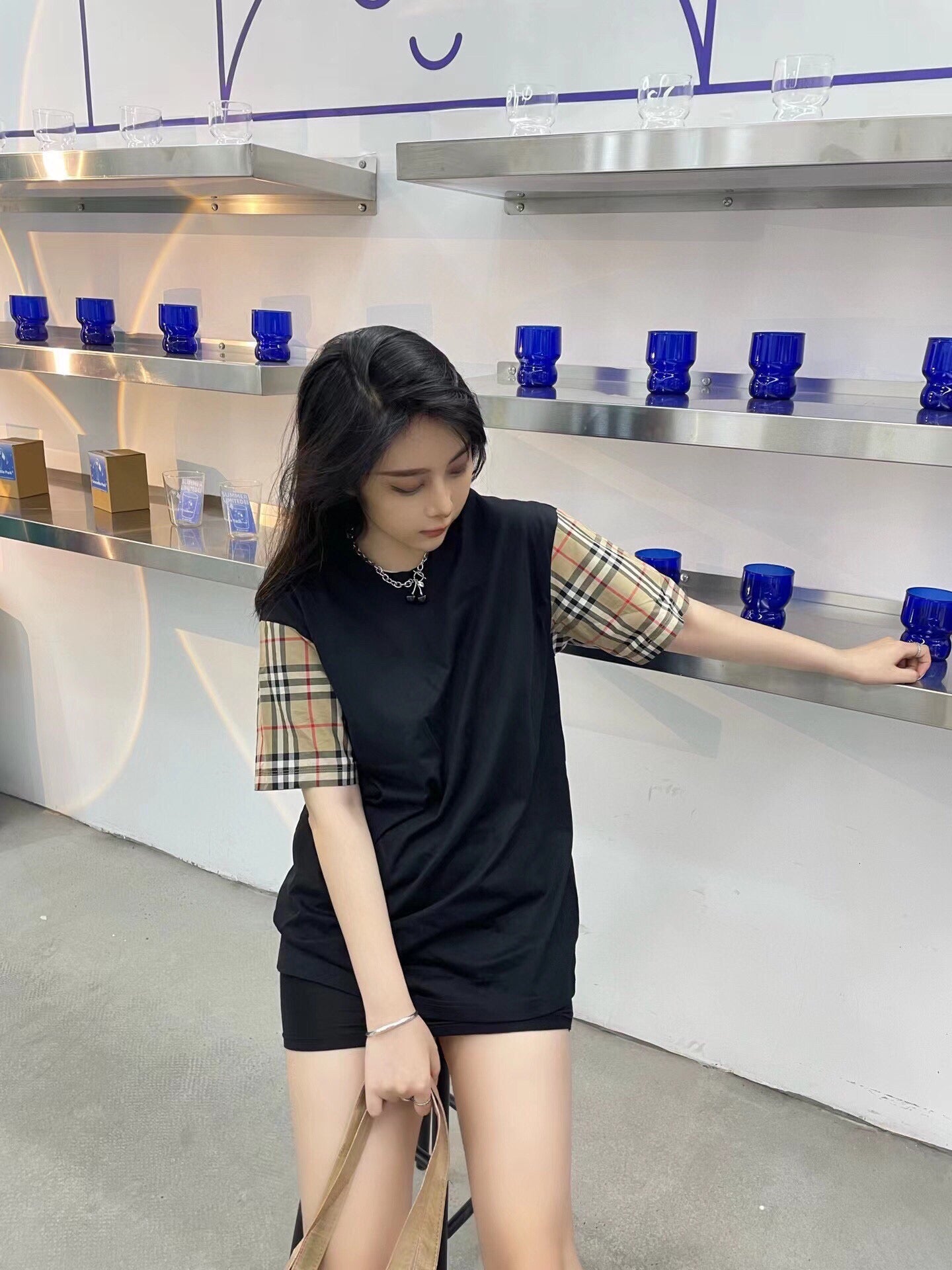 B**rry check sleeve t-shirt (black)