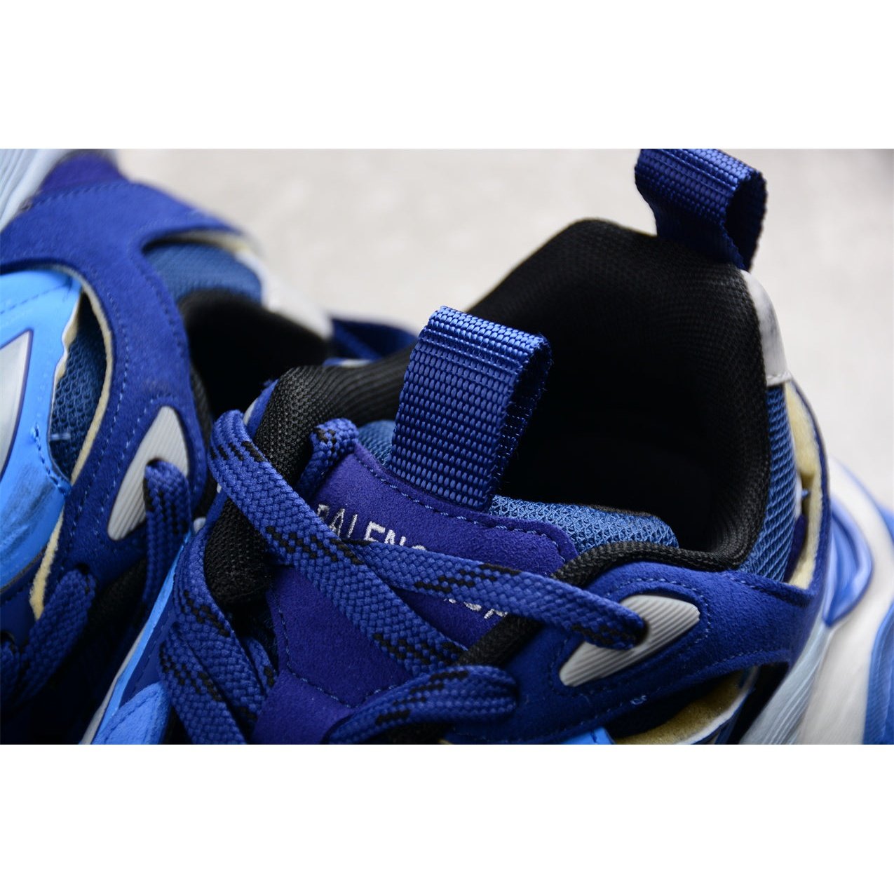 Ba*len*cia*ga cargo x dk.blue