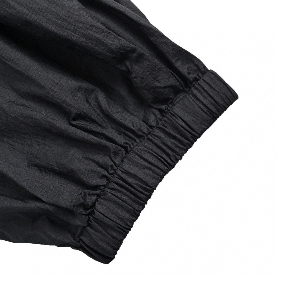 B**rry lightweight hooded jacket - black