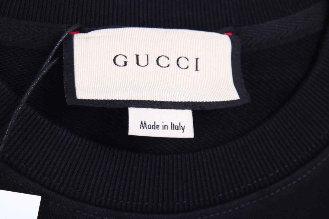 G*u*i bugs bunny sweatshirt - black