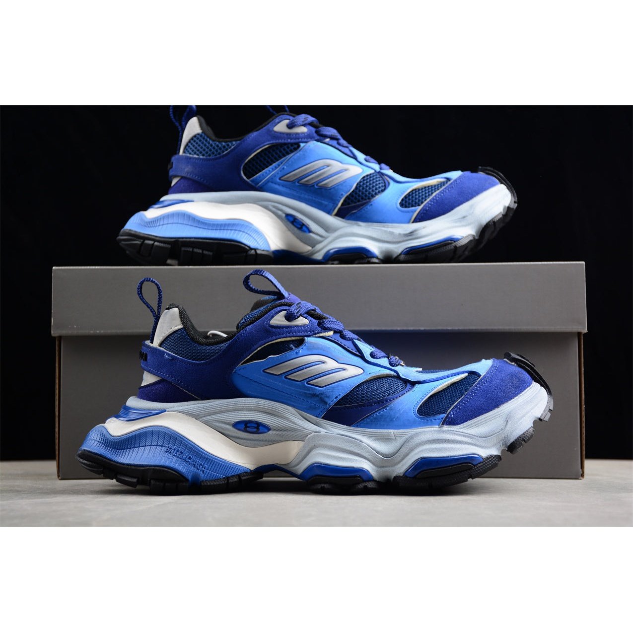 Ba*len*cia*ga cargo x dk.blue