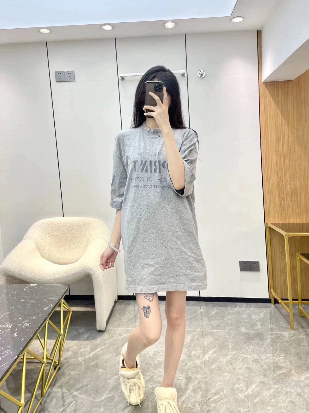 Ba*len*cia*ga printed grey t-shirt