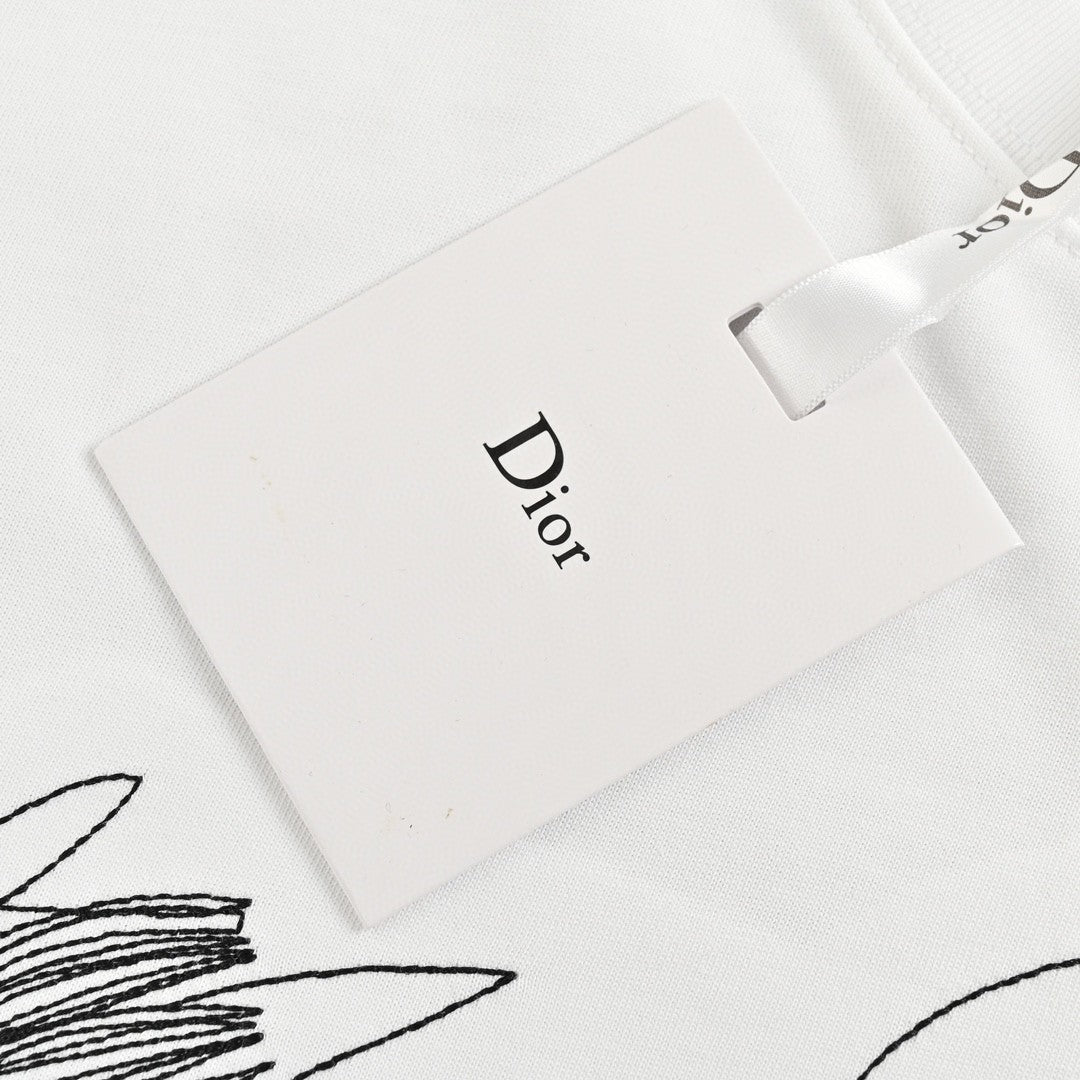 D*or scribble design t-shirt