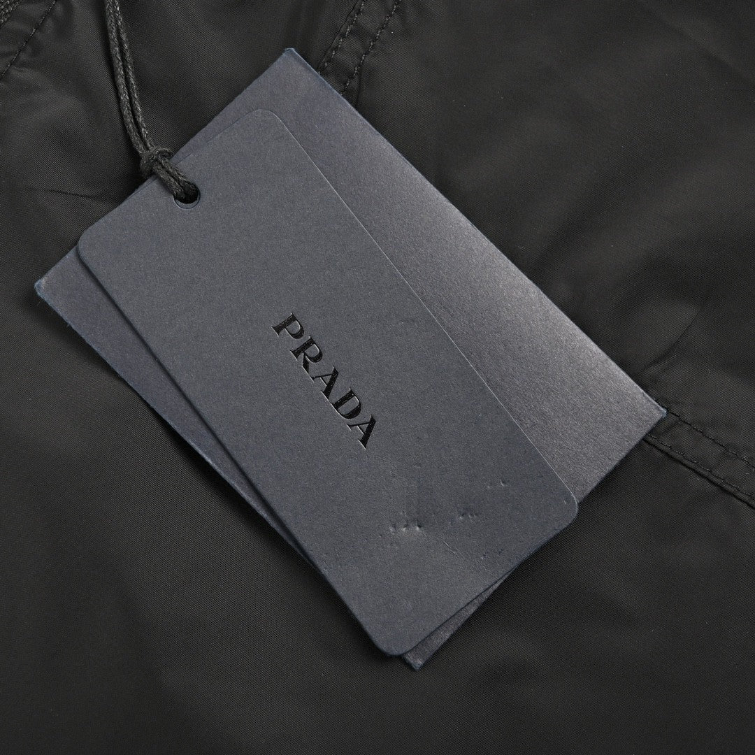 Pra*a black short-sleeve jacket