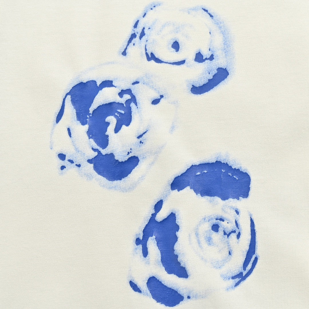 B**rry white t-shirt with blue design