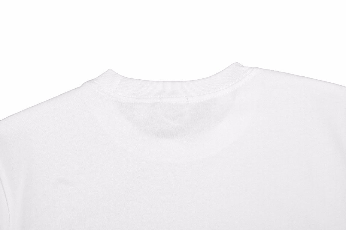 B**rry t-shirt with london england logo
