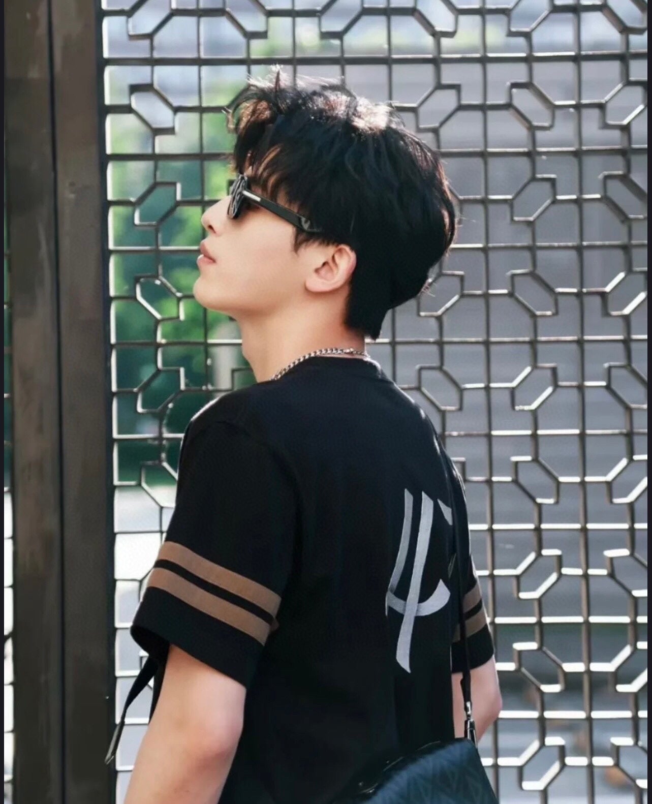 D*or script logo t-shirt (black)