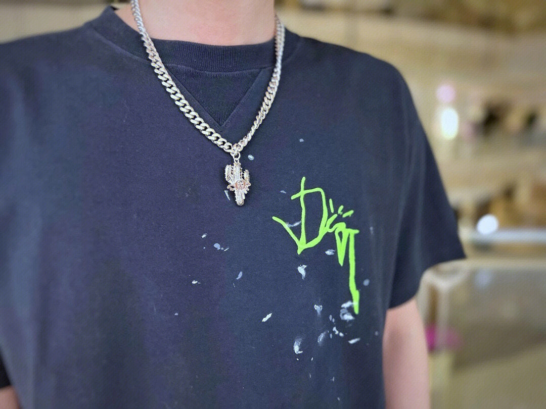 D*or t-shirt with neon logo