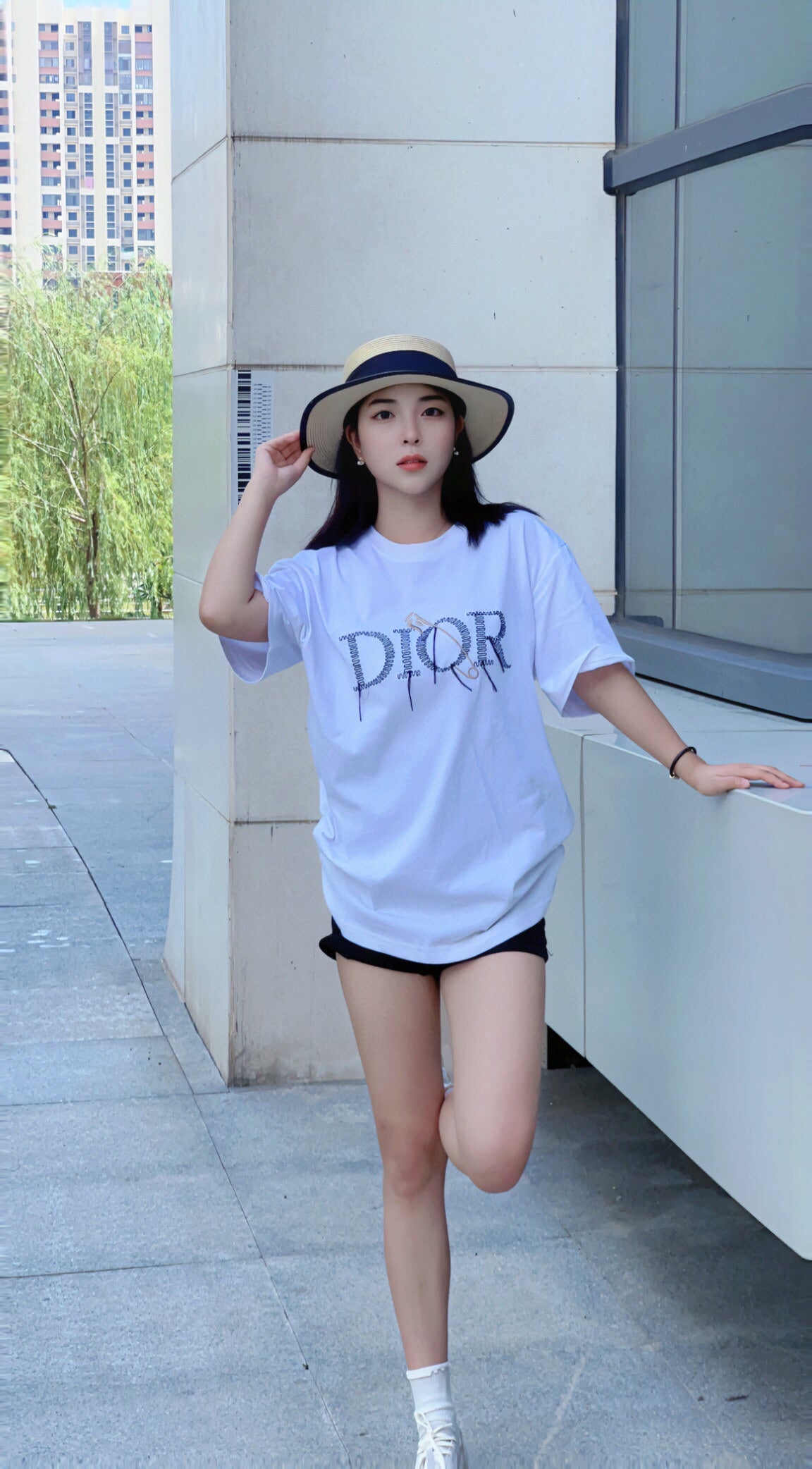 D*or t-shirt with tools and logo design