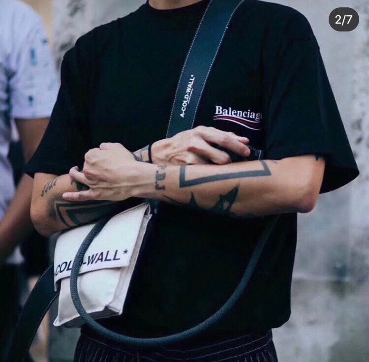 Ba*len*cia*ga wave logo t-shirt (black)
