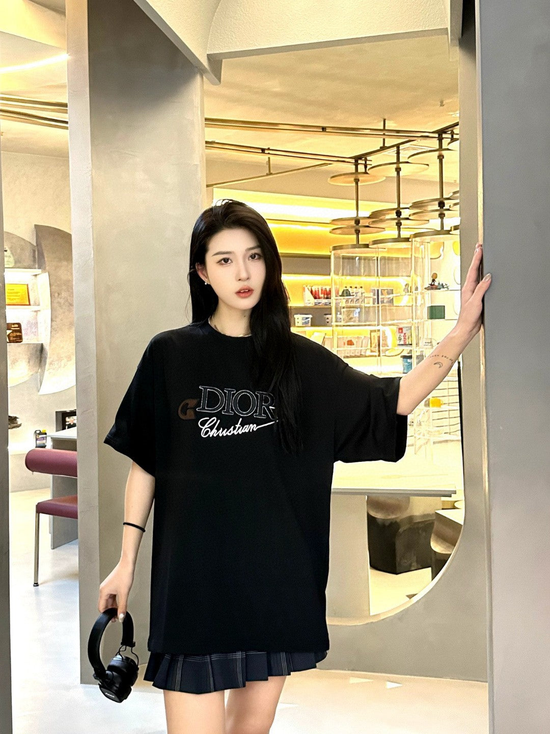 D*or ch**an graphic black t-shirt