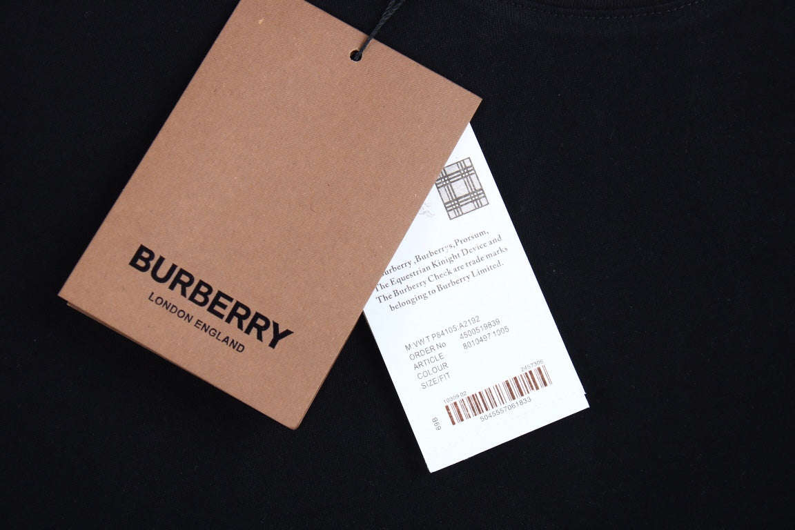 B**rry check sleeve t-shirt (black)
