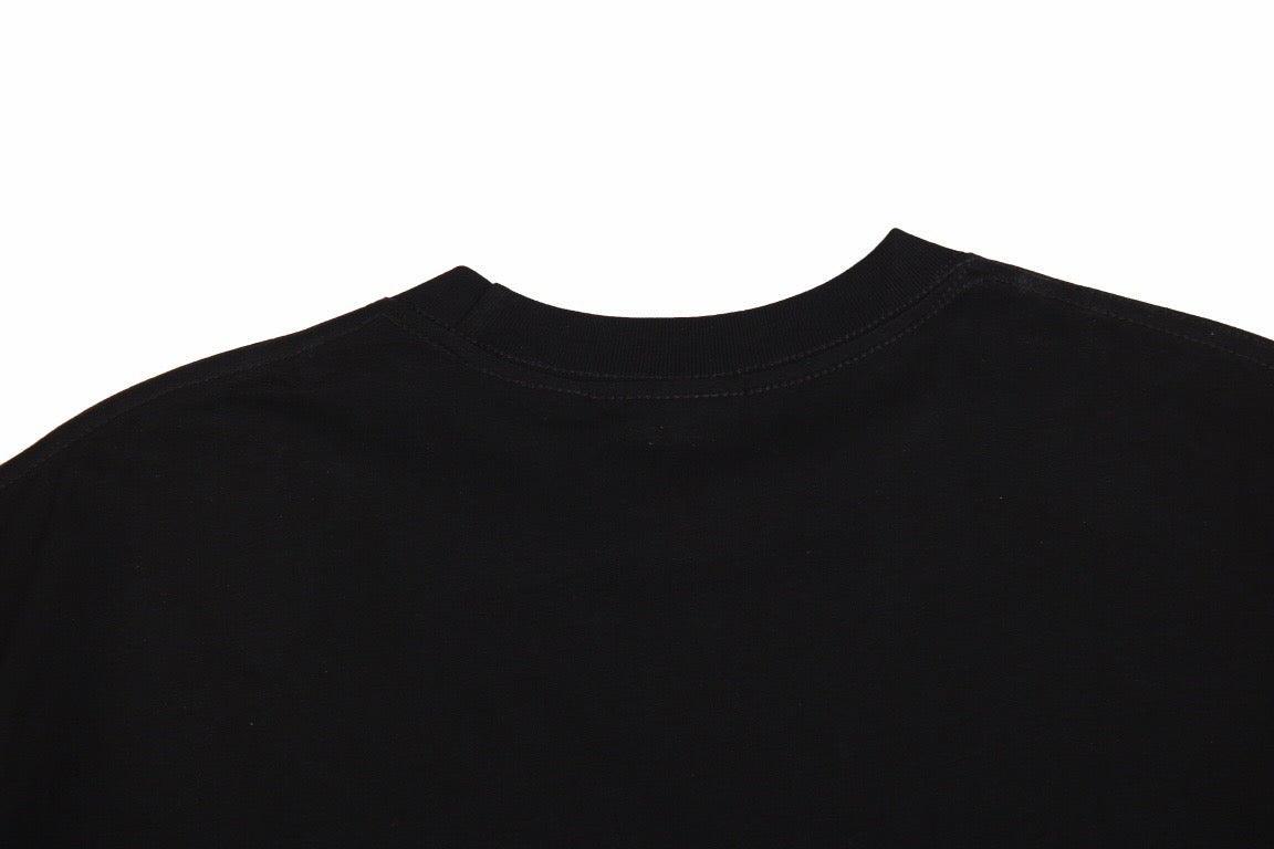B**rry t-shirt with checkered crest