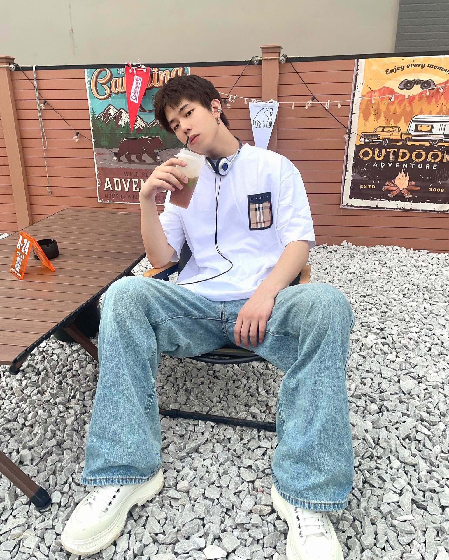 B**rry t-shirt with check pocket