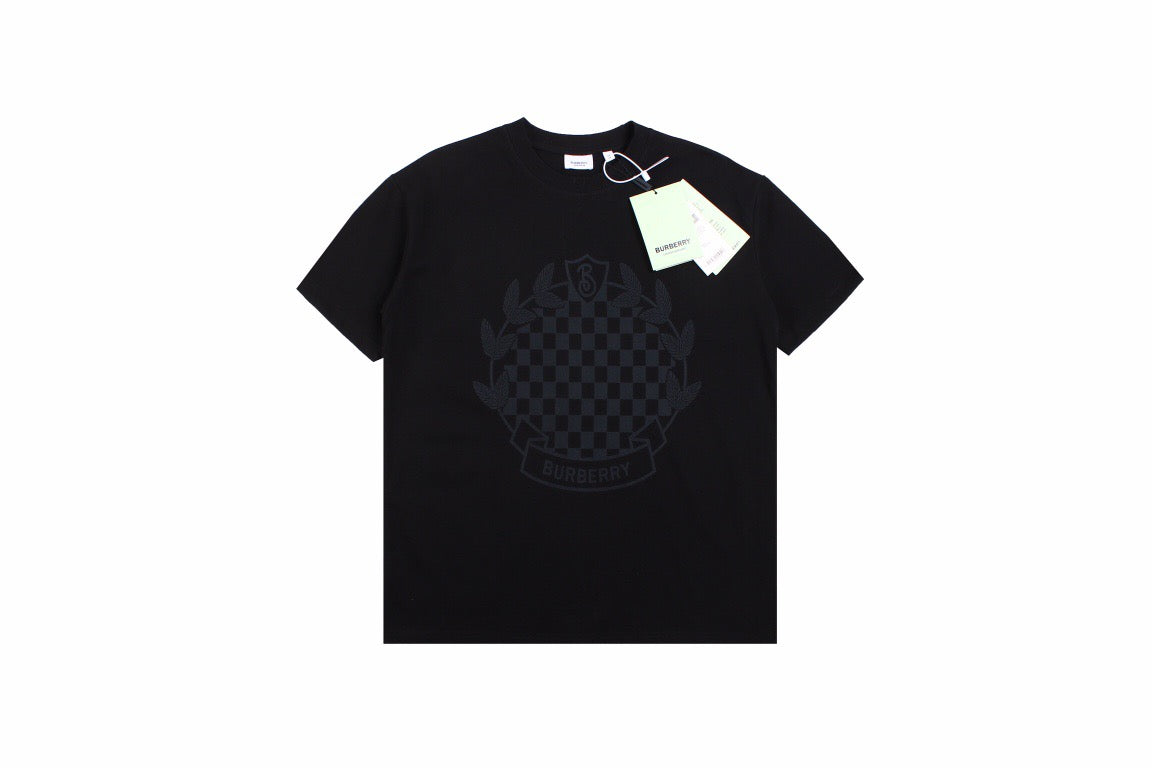 B**rry t-shirt with checkered crest